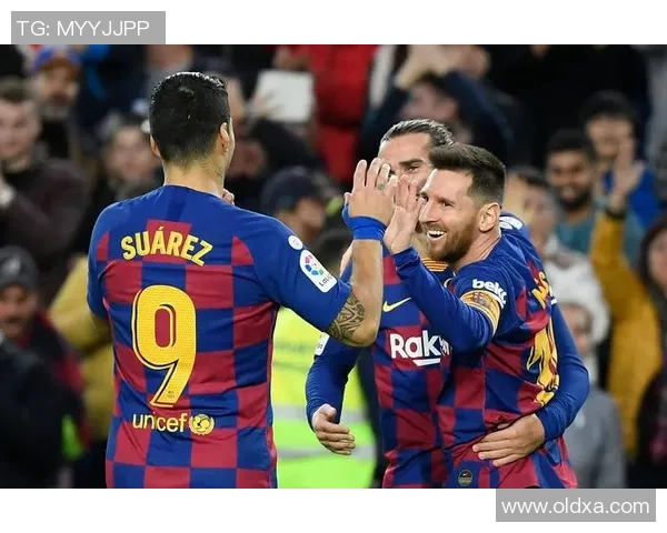 巴塞罗那宣布与新前锋签订5年合同,重振锋线火力 巴塞罗那宣布与新前锋签订5年合同,重振锋线火力